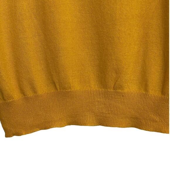Uniq Women's Lightweight Long Sleeve Mustard Yellow Knit Sweater M/L NWT - Picture 4 of 8